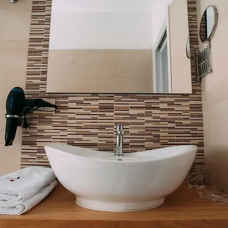 The Lighthouse Апартаменты