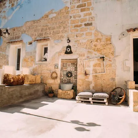 The Lighthouse Apartment